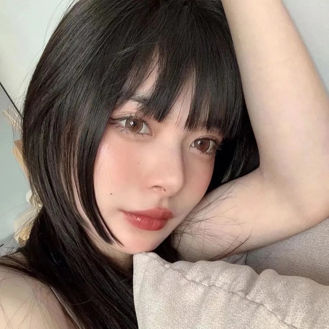 陪她一会儿